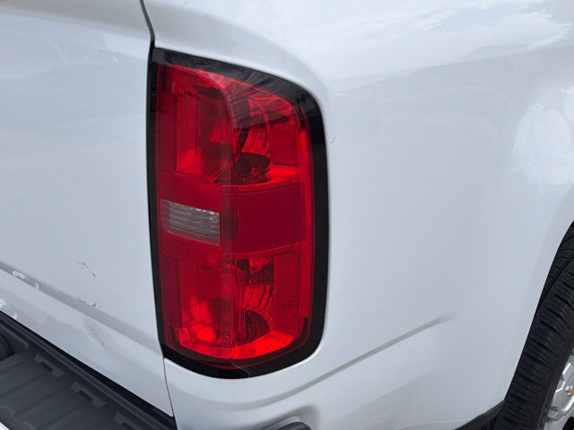 Used 2018 Chevrolet Colorado W/T w/ WT Convenience Package RWD image 12