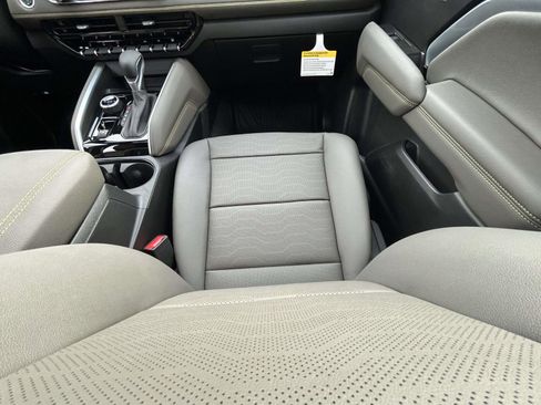 New 2026 Chevrolet Colorado ZR2 w/ ZR2 Bison Edition image 15