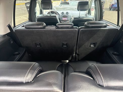 Used 2011 Mercedes-Benz GL 320 BlueTEC 4MATIC w/ Premium 2 Pkg image 7