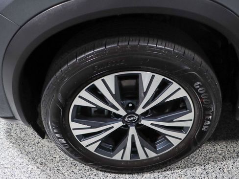 Used 2022 Nissan Rogue SV AWD/4WD image 11
