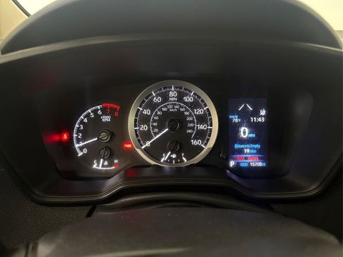 Used 2020 Toyota Corolla LE FWD image 40