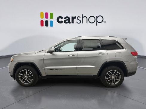 Used 2018 Jeep Grand Cherokee Limited AWD/4WD image 2