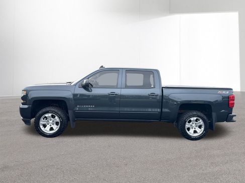 Used 2017 Chevrolet Silverado 1500 LT w/ All Star Edition AWD/4WD image 5