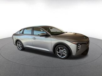 Used 2025 Kia K4 FWD video 2