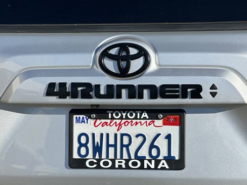 Used 2021 Toyota 4Runner SR5 Premium image 25