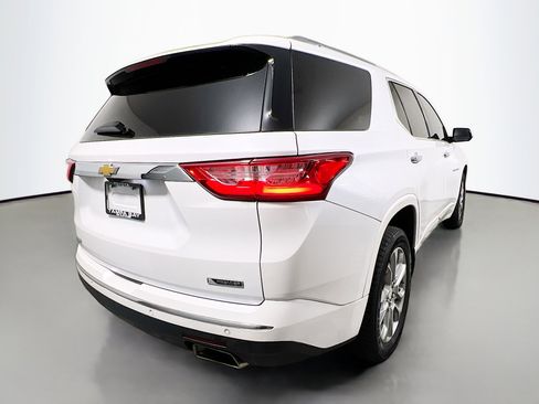 Used 2018 Chevrolet Traverse Premier w/ Driver Confidence II Package image 4