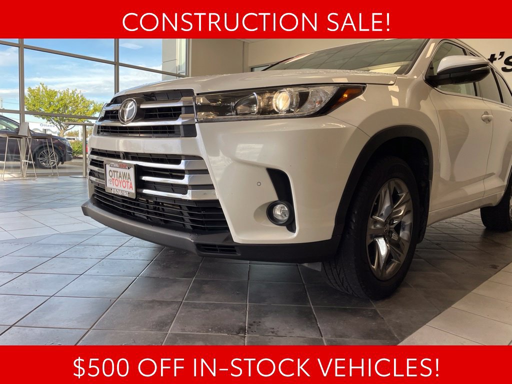 Used 2019 Toyota Highlander Limited Platinum AWD/4WD image 19
