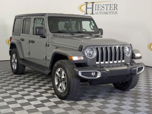 Certified 2022 Jeep Wrangler Unlimited Sahara w/ Cold Weather Group AWD/4WD image 2