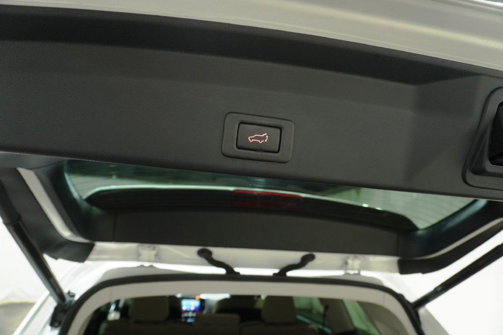 Used 2019 Subaru Ascent Premium AWD/4WD image 8
