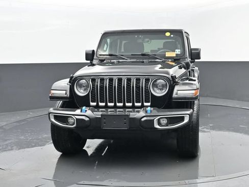 Used 2023 Jeep Wrangler Unlimited Sahara w/ Cold Weather Group AWD/4WD image 26