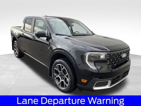 New 2025 Ford Maverick Lariat w/ 4K Tow Package AWD/4WD image 3