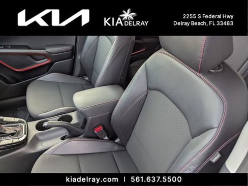 Used 2023 Kia Soul GT-Line image 11