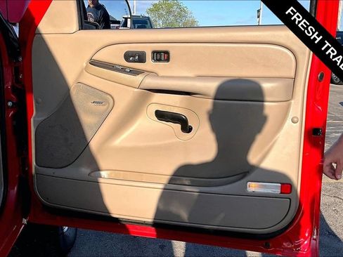 Used 2006 Chevrolet Silverado 2500 W/T w/ Skid Plate Package AWD/4WD image 26