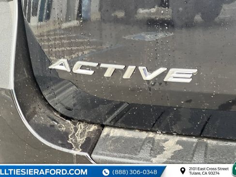 New 2026 Ford Explorer Active RWD image 10