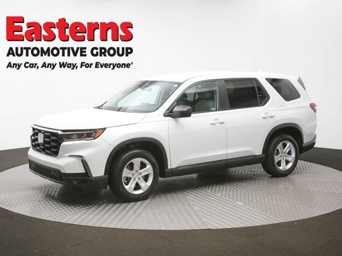 Used 2023 Honda Pilot LX image 57