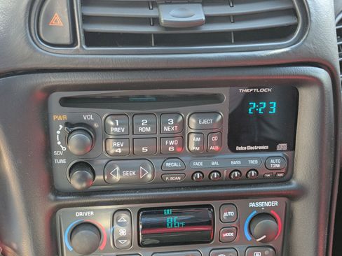 Used 1999 Chevrolet Corvette Coupe w/ Memory Pkg image 15