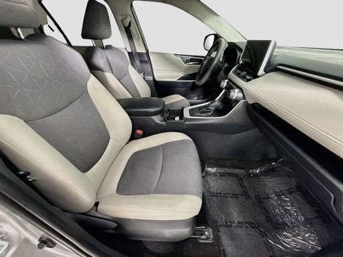 Certified 2024 Toyota RAV4 XLE AWD/4WD image 28