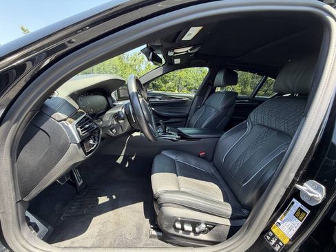 Used 2020 BMW M550i xDrive w/ Executive Package AWD/4WD image 14