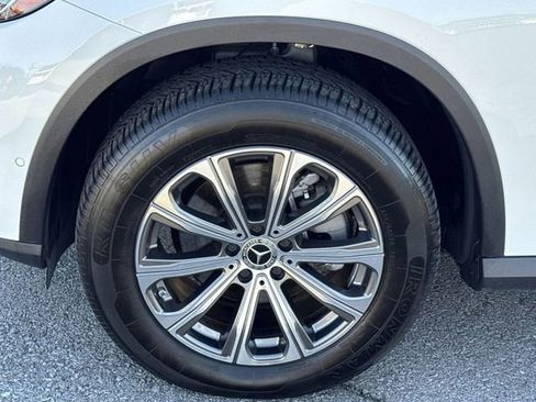 Used 2024 Mercedes-Benz GLC 300 GLC 300 image 21