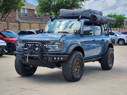 Used 2024 Ford Bronco Badlands image 10