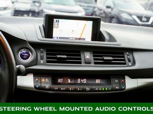 Used 2013 Lexus CT 200h image 11