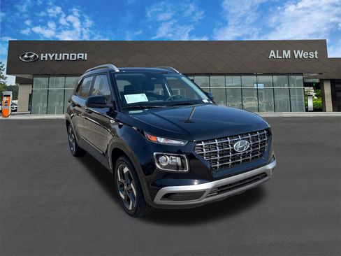 New 2026 Hyundai Venue SEL FWD image 4