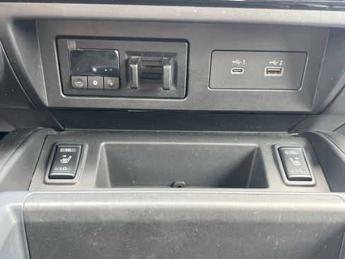 Used 2021 Nissan Titan PRO-4X w/ Pro-4x Convenience Package AWD/4WD image 7