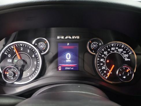 Certified 2025 RAM 1500 Big Horn AWD/4WD image 39
