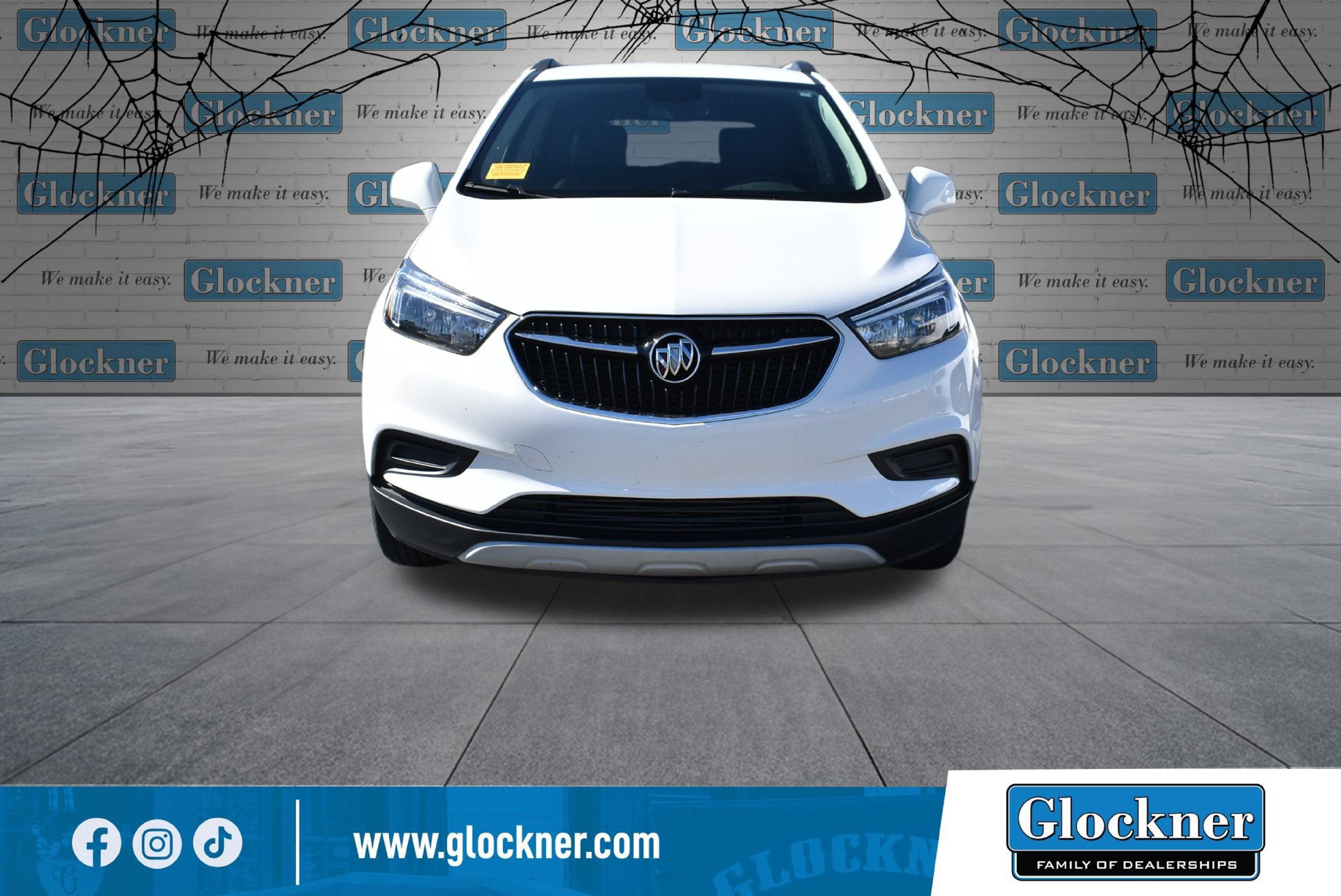 Used 2022 Buick Encore Preferred w/ Safety Package AWD/4WD image 2