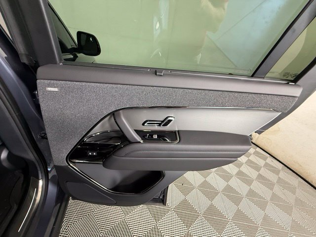 New 2026 Land Rover Range Rover Sport SE AWD/4WD image 36