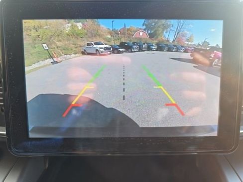 Used 2021 Ford Explorer XLT w/ Equipment Group 202A image 20