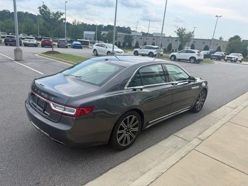 Used 2017 Lincoln Continental Reserve w/ Climate Package FWD image 6