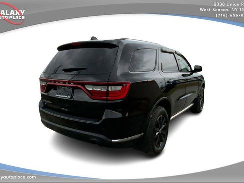 Used 2019 Dodge Durango SXT image 5