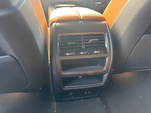 Used 2024 BMW X5 xDrive40i w/ M Sport Package AWD/4WD image 16