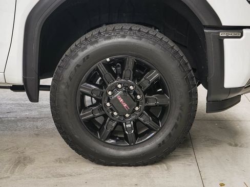 Used 2026 GMC Sierra 2500 AT4 AWD/4WD image 12