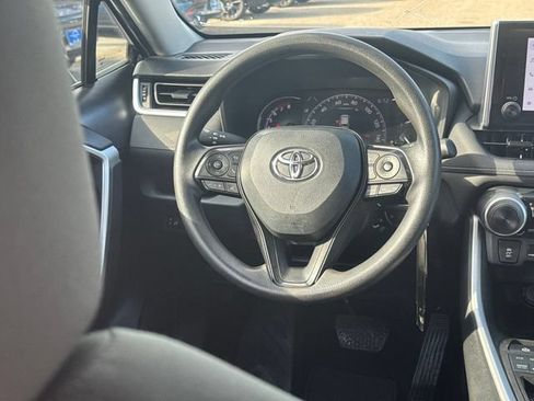Used 2024 Toyota RAV4 LE AWD/4WD image 23