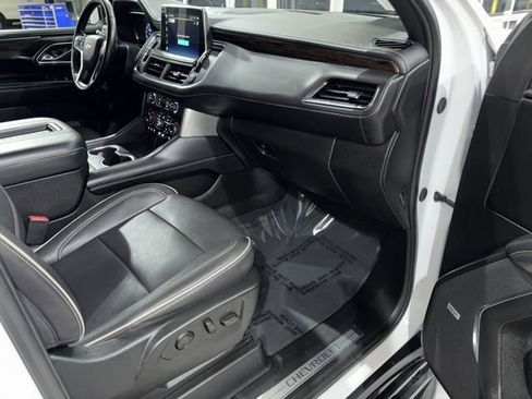 Used 2023 Chevrolet Suburban Premier image 42