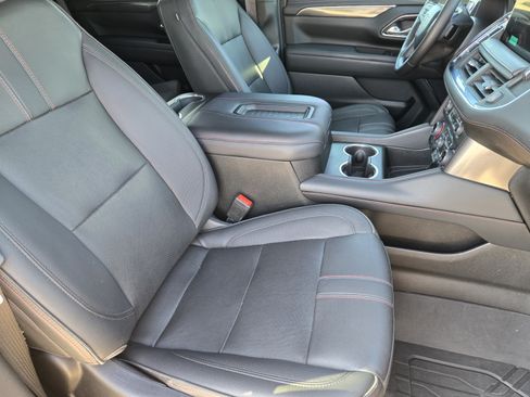 Used 2022 Chevrolet Tahoe RST w/ Luxury Package RWD image 10
