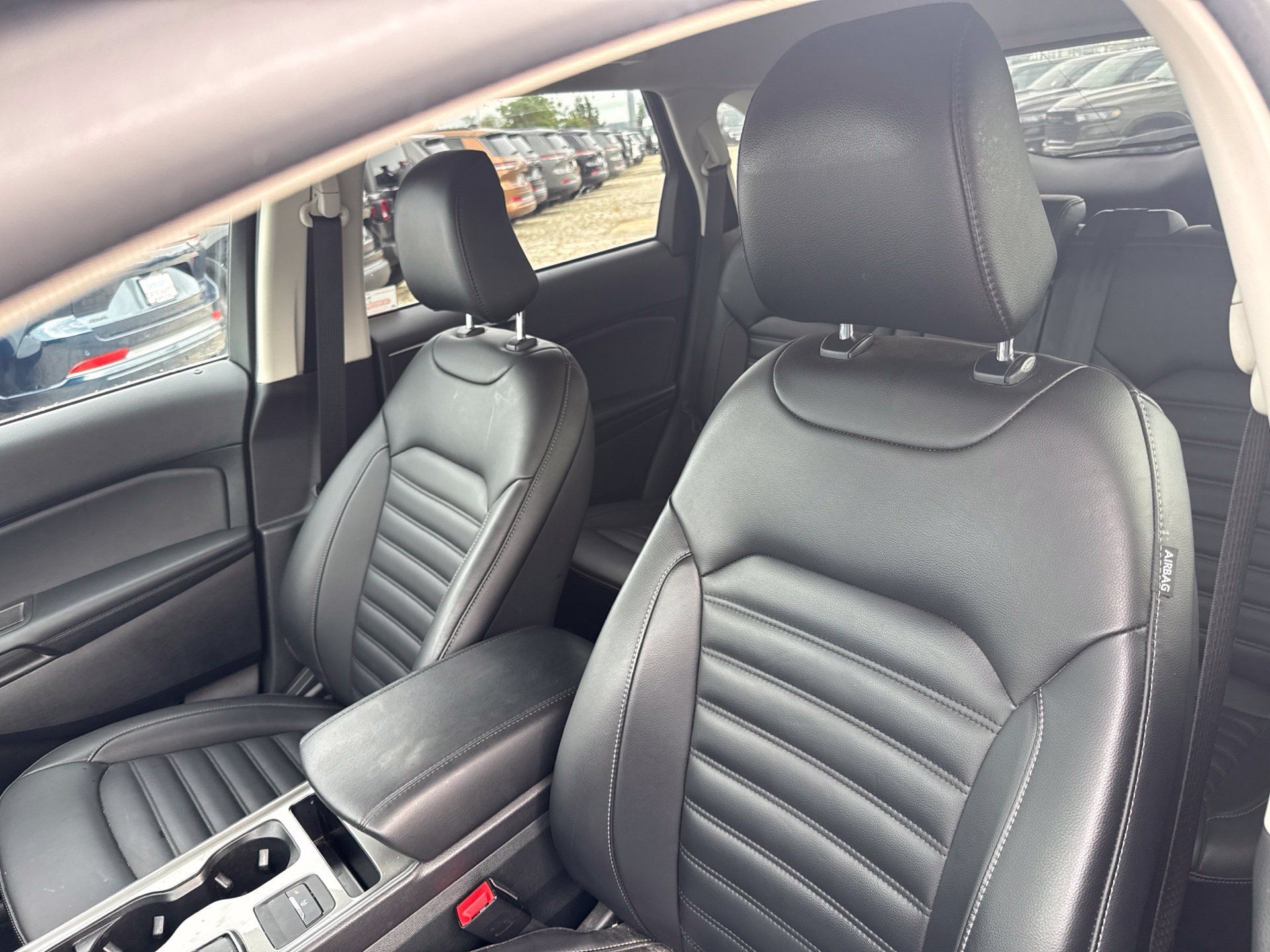 Used 2024 Ford Edge SEL w/ Convenience Package AWD/4WD image 11