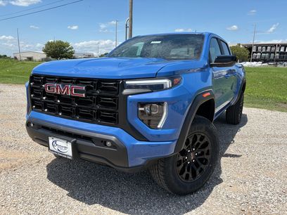 New 2026 GMC Canyon Elevation w/ Convenience Package