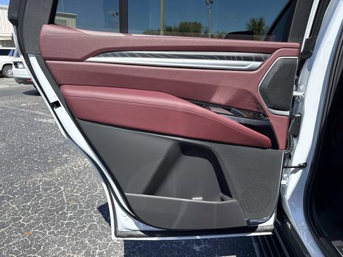 New 2026 Cadillac Escalade Luxury w/ Touring Package image 13