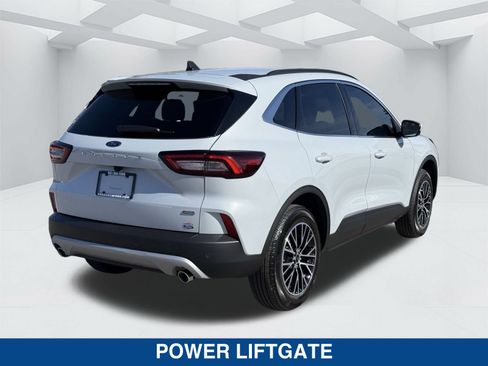 New 2026 Ford Escape SE FWD image 5