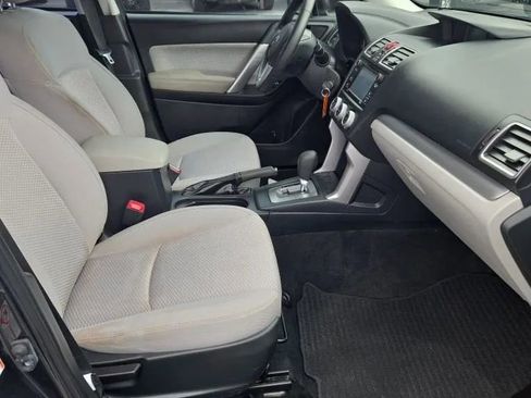 Used 2018 Subaru Forester 2.5i w/ Protection Package #1 AWD/4WD image 6