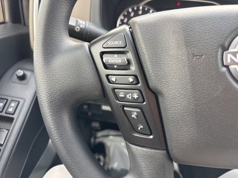 Used 2023 Nissan Frontier SV w/ Technology Package image 13