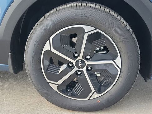 New 2026 Kia Niro EX w/ EX Premium Package FWD image 14