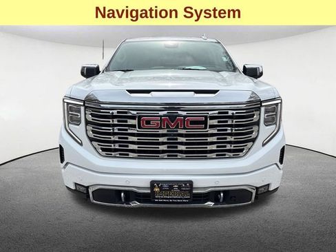 Used 2023 GMC Sierra 1500 Denali w/ Denali Reserve Package AWD/4WD image 4
