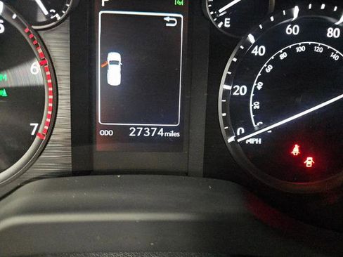 Used 2023 Lexus GX 460 Premium w/ Premium Plus Package image 9