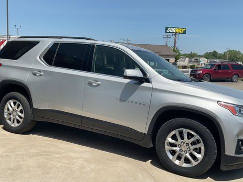 Used 2020 Chevrolet Traverse LT AWD/4WD image 4