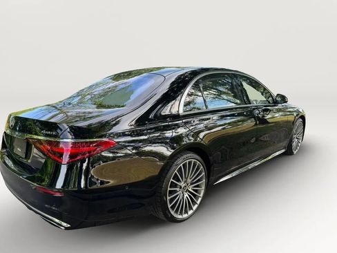 Used 2021 Mercedes-Benz S 580 4MATIC Sedan w/ AMG Line image 6