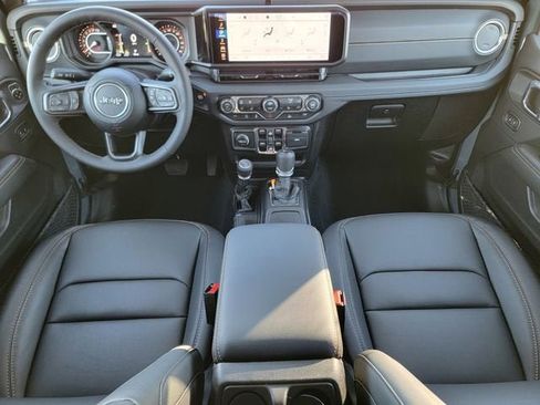 New 2026 Jeep Gladiator Sport image 25